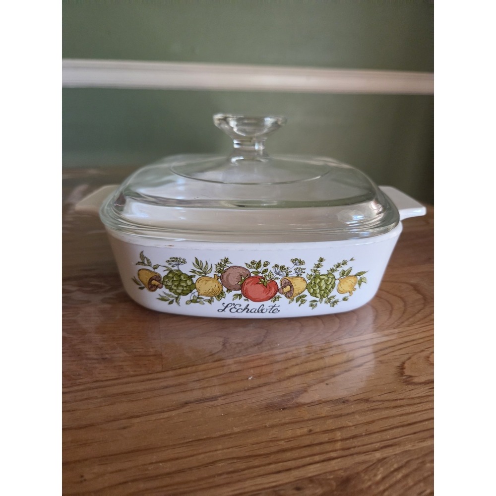 VINTAGE CORNING WARE  "L'ECHALOTE" SPICE OF LIFE I QUART A-1-B WITH LID